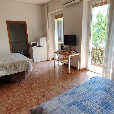 Lo Scoiattolo Bed & Breakfast Verona Dış mekan fotoğraf