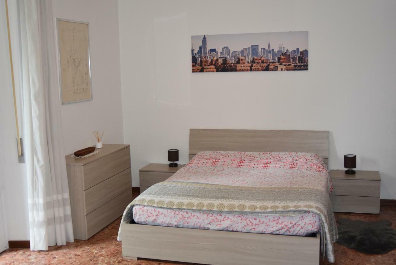 Lo Scoiattolo Bed & Breakfast Verona Dış mekan fotoğraf