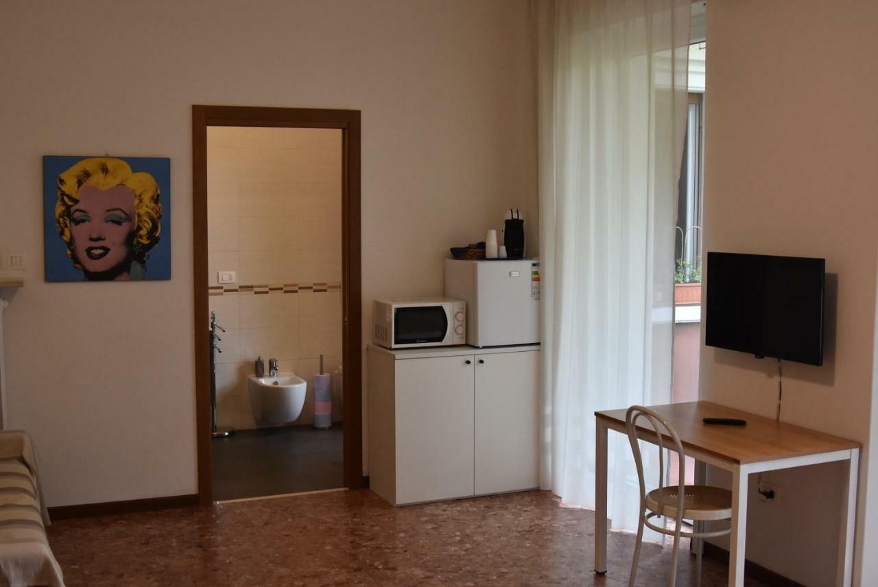 Lo Scoiattolo Bed & Breakfast Verona Dış mekan fotoğraf