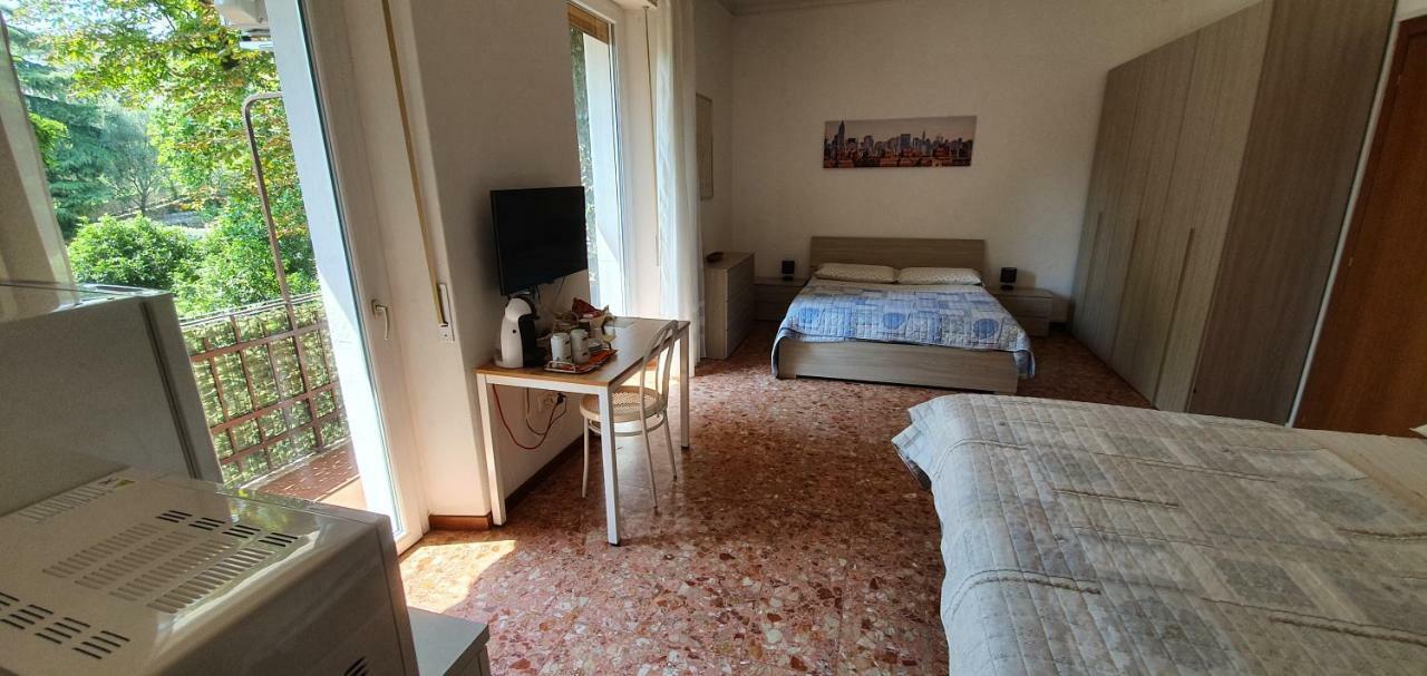 Lo Scoiattolo Bed & Breakfast Verona Dış mekan fotoğraf